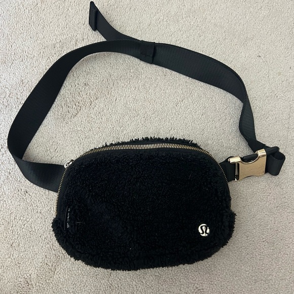 lululemon athletica Handbags - lululemon athletica Black Crossbody Bag with Plush Texture